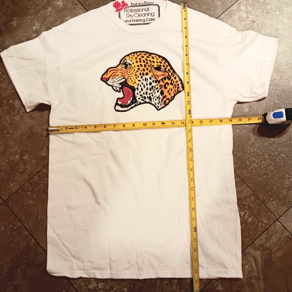 Men's (or Women's) Medium White Leopard Head Tee ☆Totally Bitchin'☆ - Picture 5 of 6